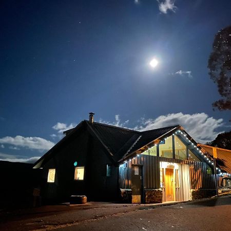 Cooroona Alpine Lodge ฟอลส์ครีก ภายนอก รูปภาพ