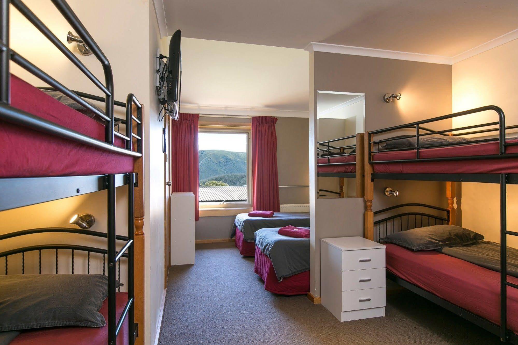 Cooroona Alpine Lodge ฟอลส์ครีก ภายนอก รูปภาพ